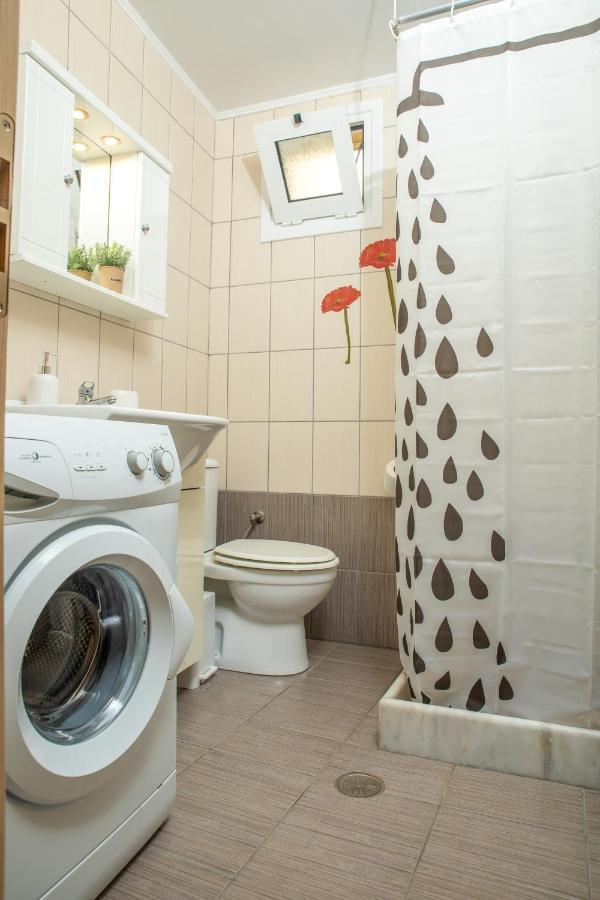 Warm Studio Apartment In Heraklion Экстерьер фото